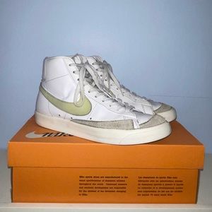 Women’s Nike Blazer ‘77